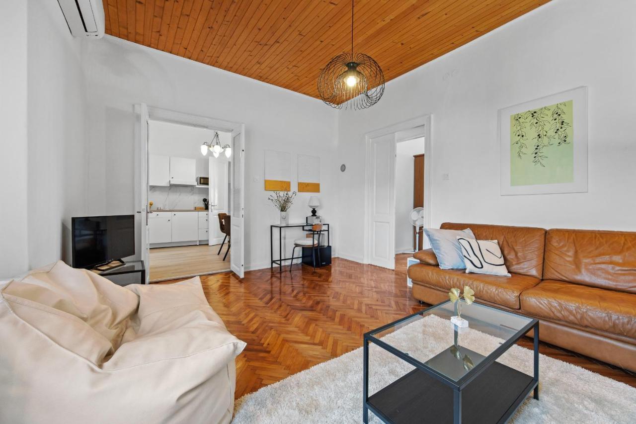 White Imperial Apartment Pula Buitenkant foto